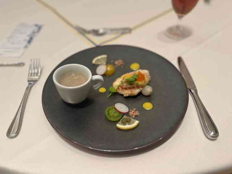 試食会の魚料理です。美味しかったです。