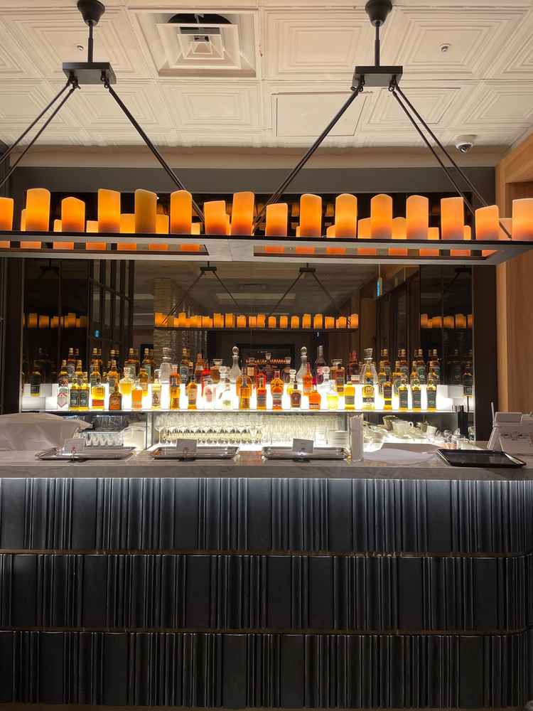 ウェルカムスペースのバーカウンターが充実していて良かったです。