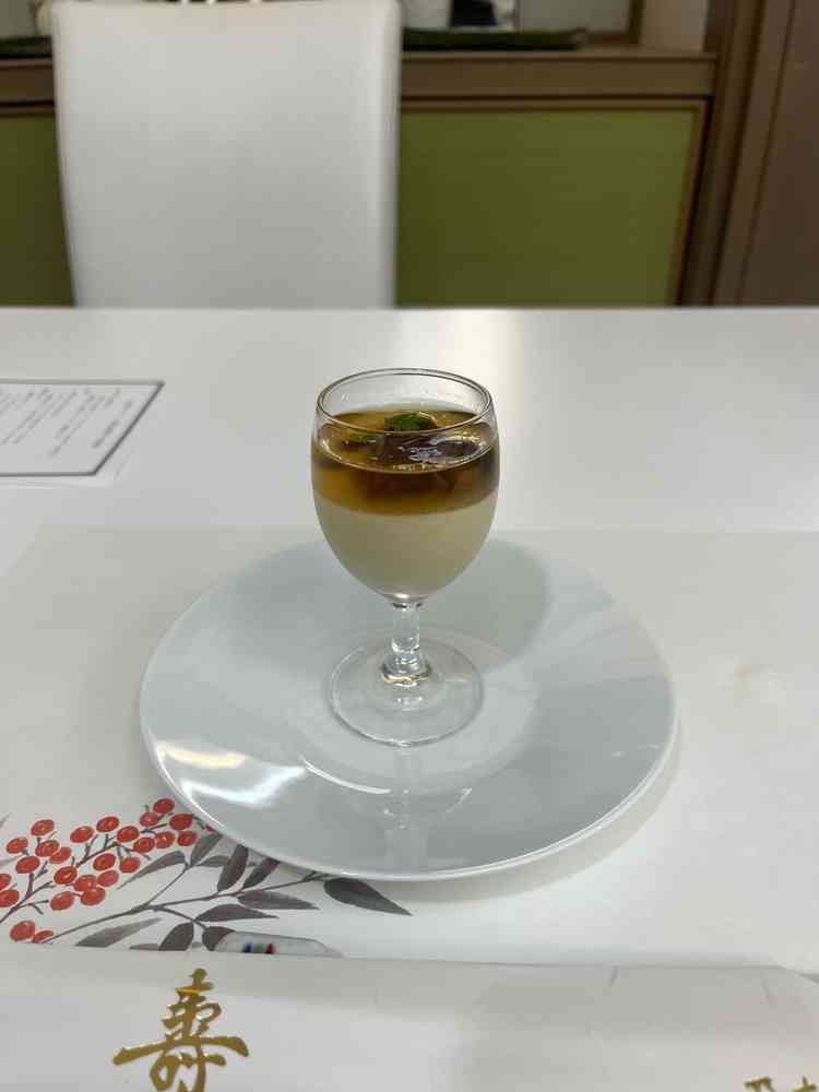 コース料理の一品