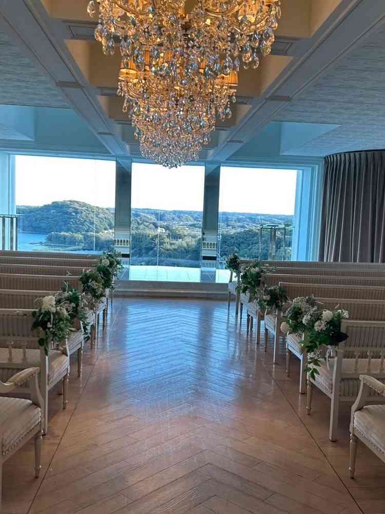 浜名湖が見える挙式会場。ナチュラルな雰囲気で素敵でした。