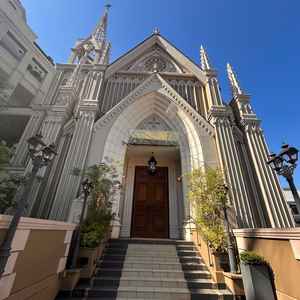 チャペル外観、お天気でとても素敵だった