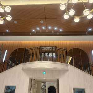 披露宴会場の階段