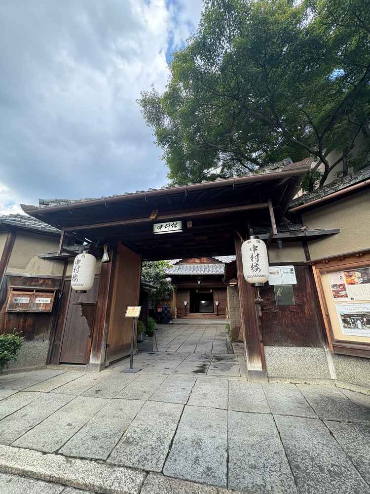 趣のあるエントランス。