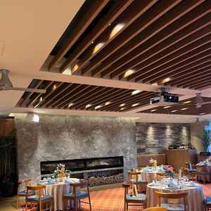 披露宴会場の写真。事前に伺っていた雰囲気や写真とイメージが近しかったです。