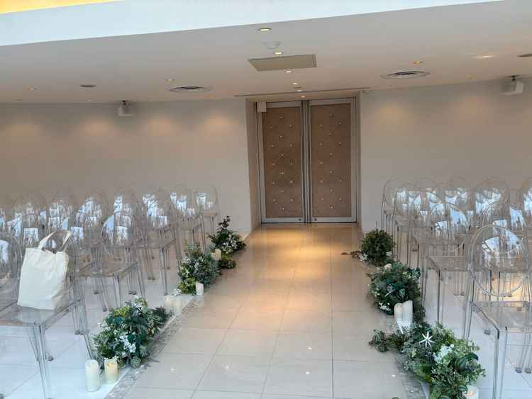 横に長いので一人一人のゲストとの距離が近いところが良かった