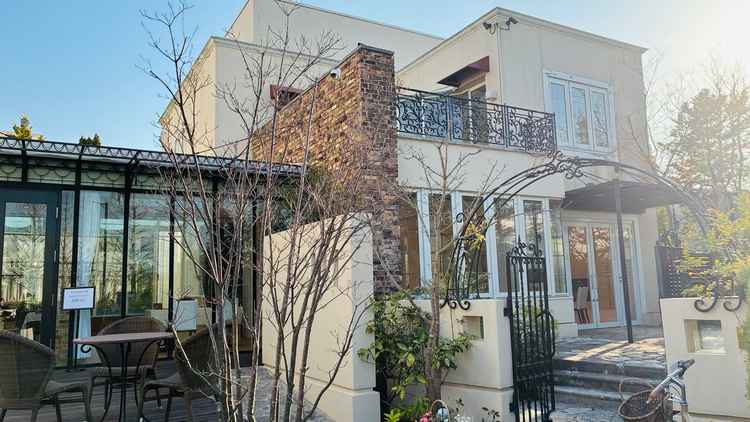 披露宴会場になるレストラン「ラ・カシェット」外観