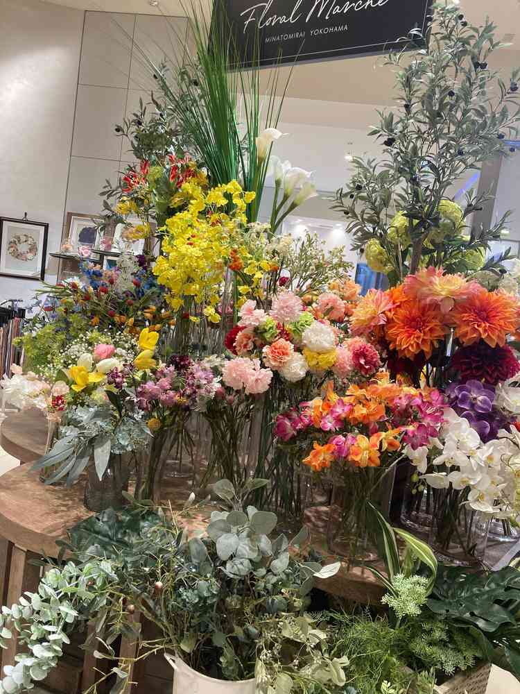 ブーケ、テーブル等の花装飾が検討できる場所