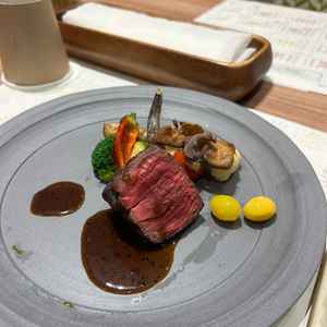 肉自体はもちろん、味付けが格別で、ぜひみんなに食べてほしいと感じました、
