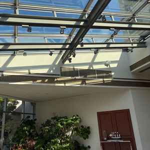 フラワーシャワーが出来るところは天候に左右されず行われるのが魅力的です。