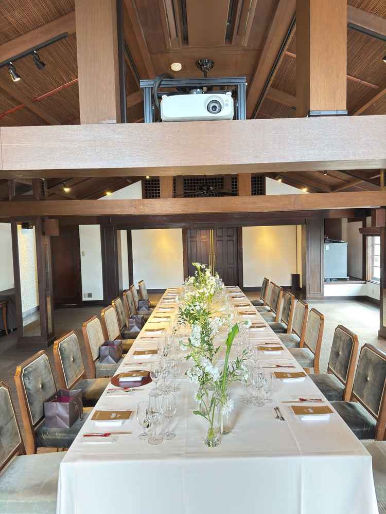 披露宴会場(少人数Ver)