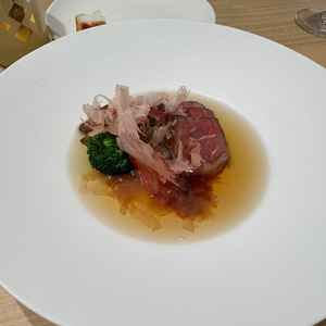 鶏の出汁が美味しくてステーキに合います。