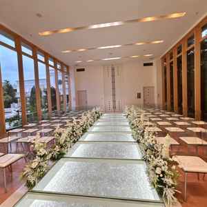 入場口の扉の高さがあり、重厚感があった