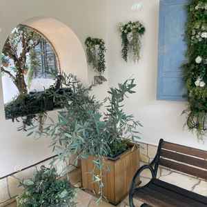 会場に行くルートも雰囲気をこわさず（シャボン玉や音楽）これから結婚式だと胸が躍る雰囲気。