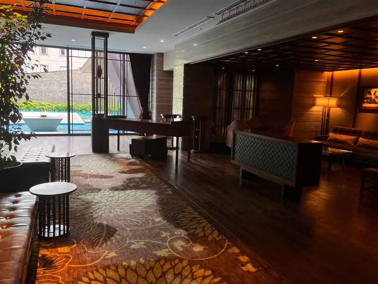 参列者が待機する部屋です。落ち着いた雰囲気のためリラックスできると感じました。