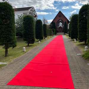 チャペルに向かうまでの道も良いなと思いました。