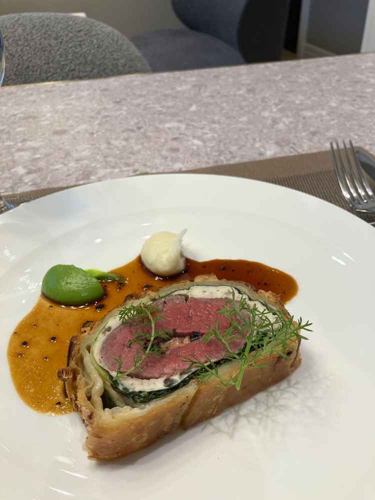 牛肉のパイ包み焼き。すごく美味しかったです！