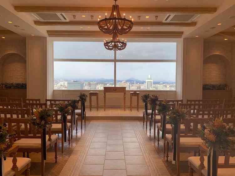 横長のチャペル