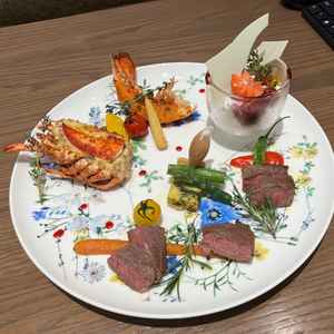 試食で提供されたメイン料理。お肉がとても柔らかくて美味しかったです。