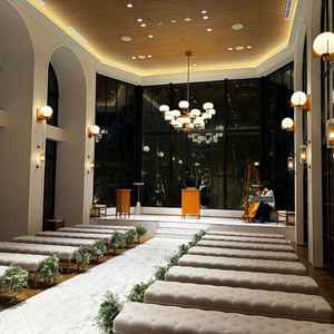 夜だったので周りの景観は分かりにくかったものの、色が落ち着いていて雰囲気はいいなと思いました。