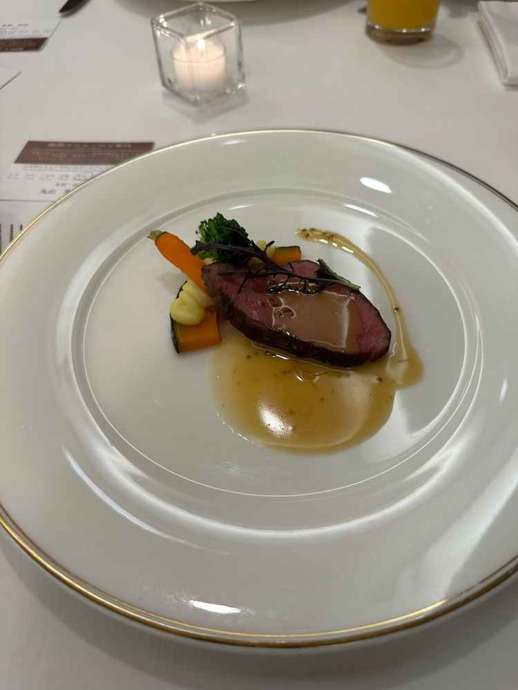 料理は普通。特徴がない。