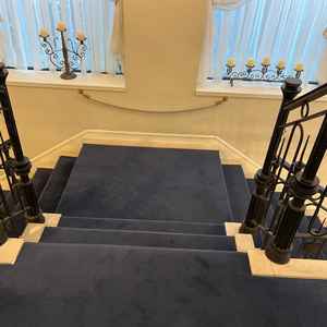 チャペルと披露宴会場に繋がっている階段