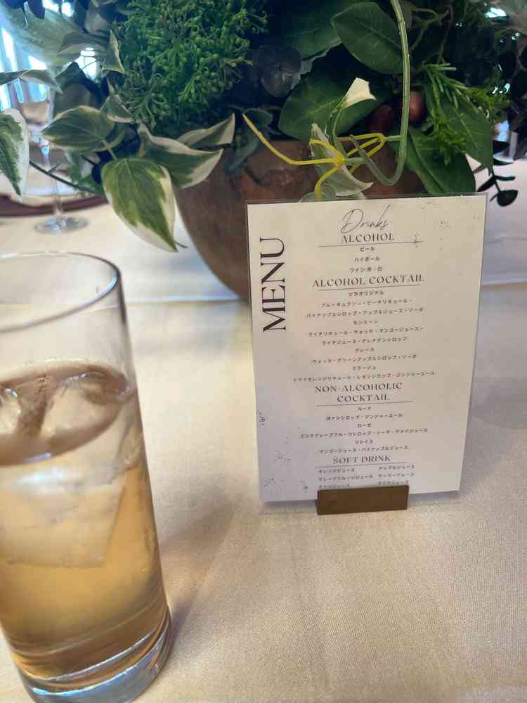 オリジナルカクテルのアルコールメニュー有。ドリンクの種類も豊富で幅広い年齢層に楽しんでもらえそう