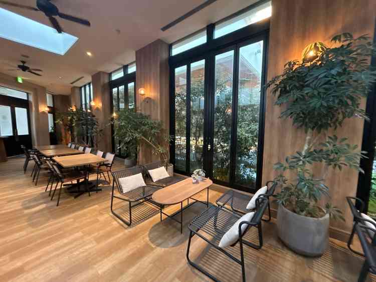 カフェスペースの写真です。