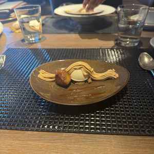 味はもちろんのこと、演出も素敵なデザートを試食させていただきました。