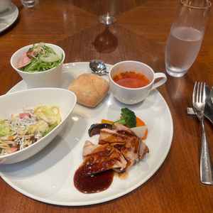 無料で頂いたランチでとても美味しかったです。