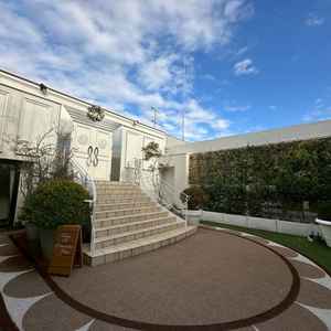 周りの建物が見えないように工夫された空間でお祝いしてもらえる素敵な空間でした。