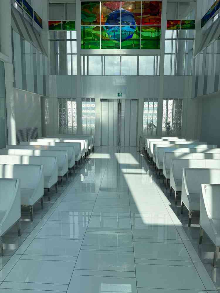 バージンロードの幅が広いのが魅力的