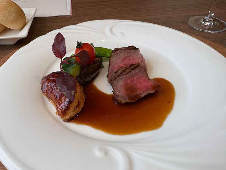 牛ほほ肉のソテー