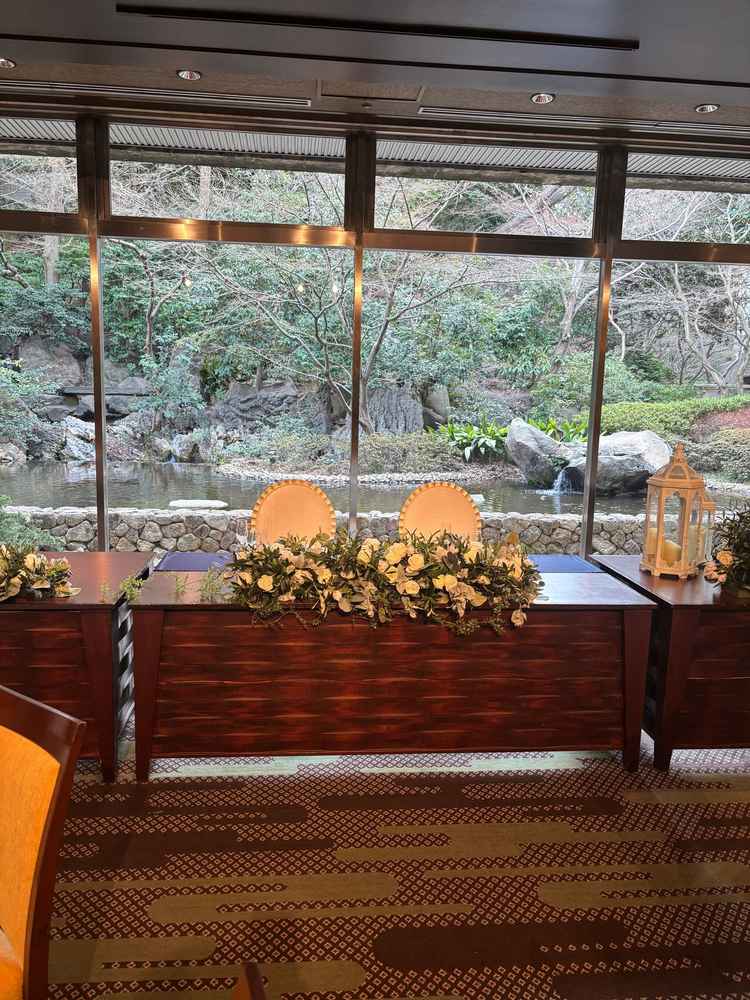 マグノリアの解除。窓の外の庭園が、緑と池ととても自然を感じてよかった。落ち着いて大人に雰囲気だと思う