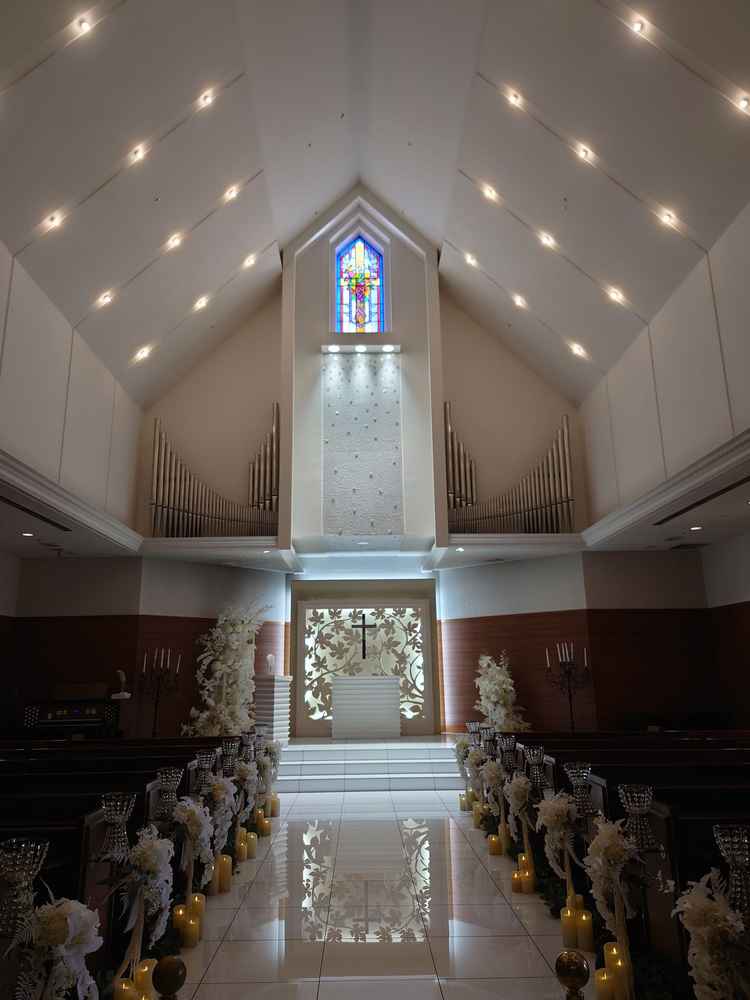 チャペル内装正面