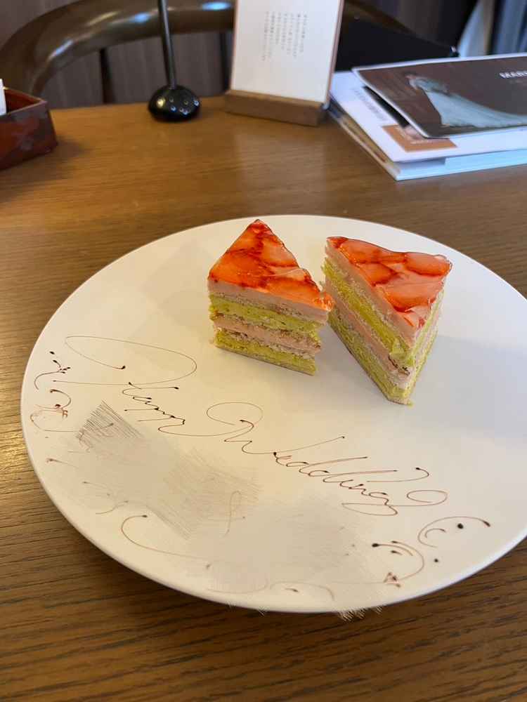 最後にメッセージ入りのデザートプレートまで持ってきていただき恐縮でした。