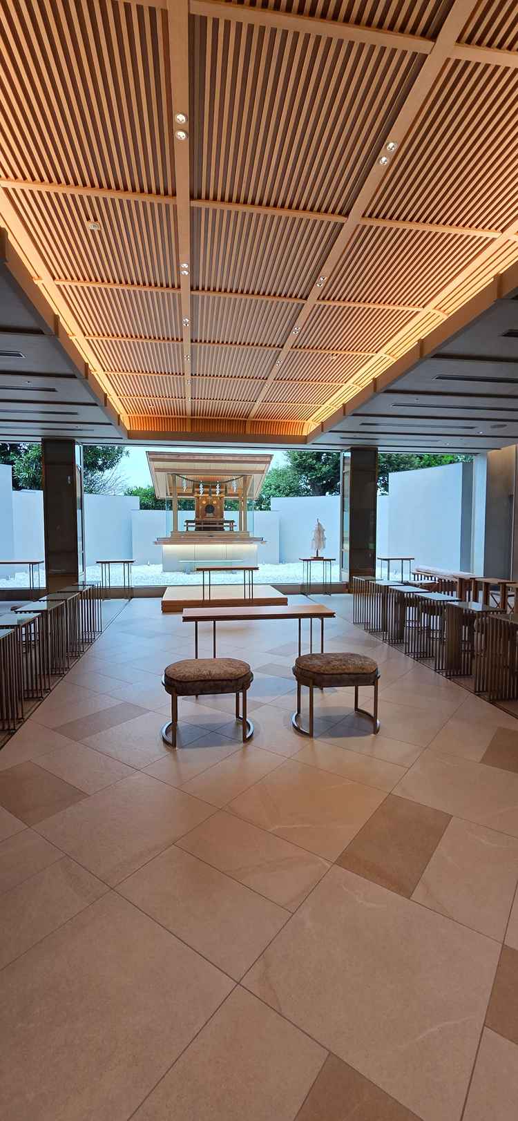 明治記念館の方の式場もスタイリッシュで素敵でした