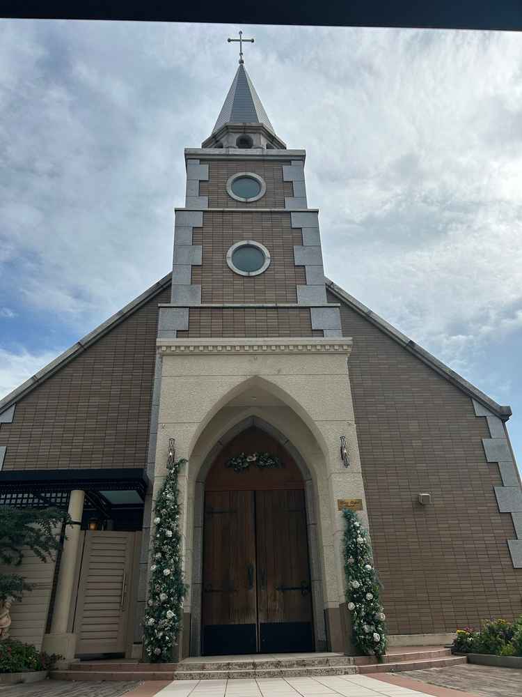 独立型でありながら全天候型のチャペル。