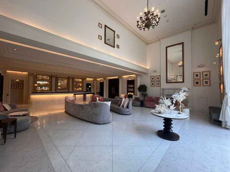 ロビー会場。女性ゲストはテンション上がりそうな、綺麗な空間でした