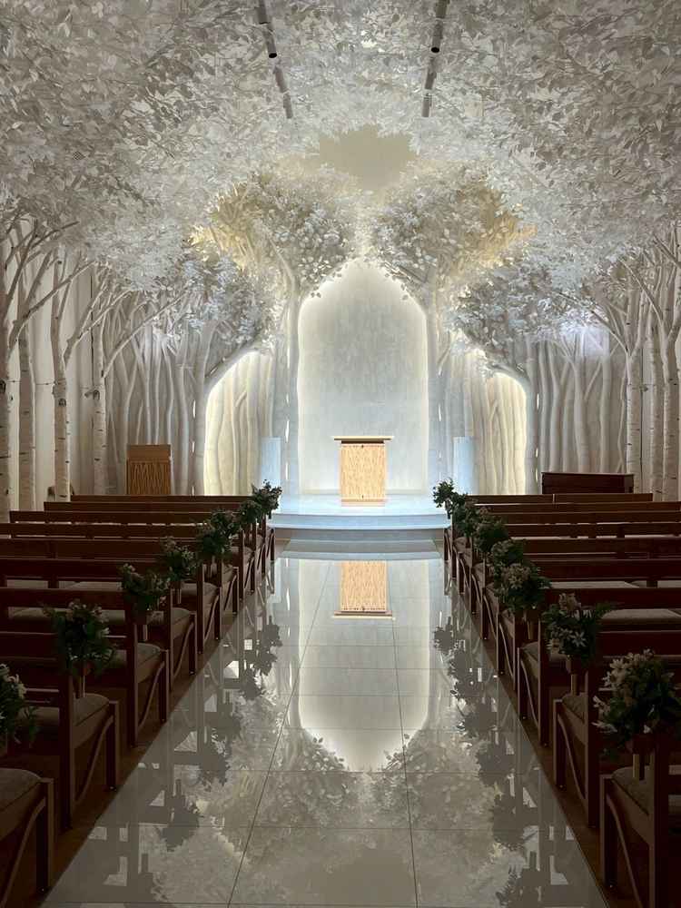 1番楽しみにしていた白樺のチャペルです。写真よりも実際に見てみて、より感動しました。