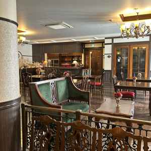 待合室。広々使えるのがいい