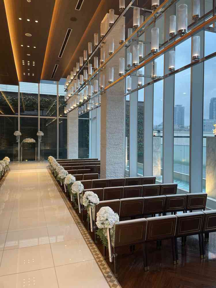 5-6Fフロアのチャペル。雨空でも天気の悪さはさほど気にならなかった。