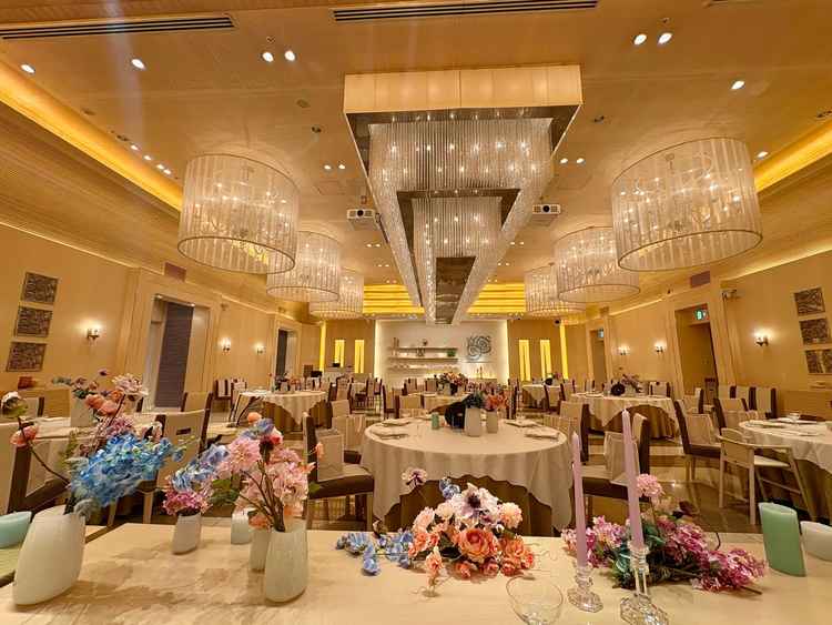 披露宴会場「メイプルホール」