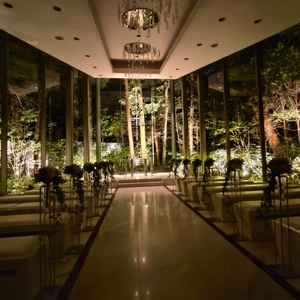 夜の挙式会場