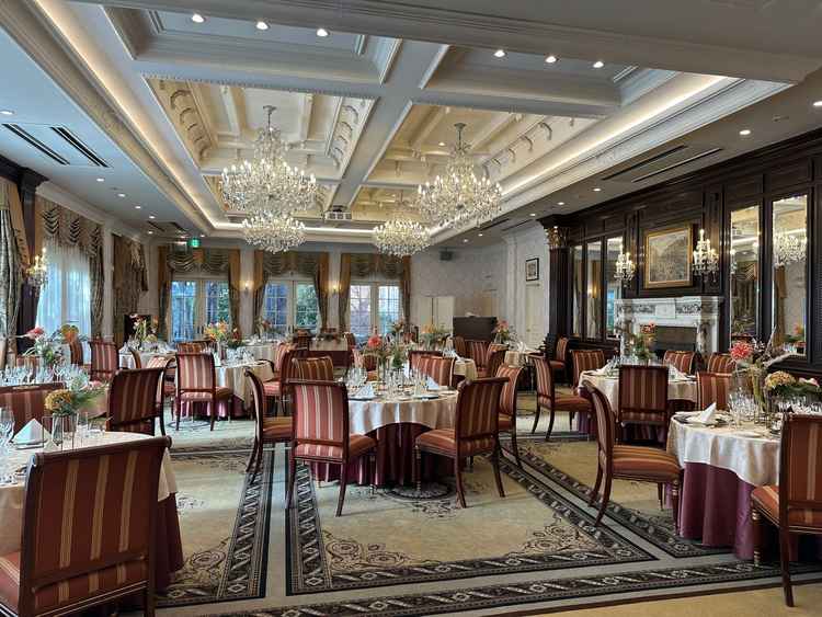 披露宴会場のペンブルック。このお部屋が一番人気だそう。