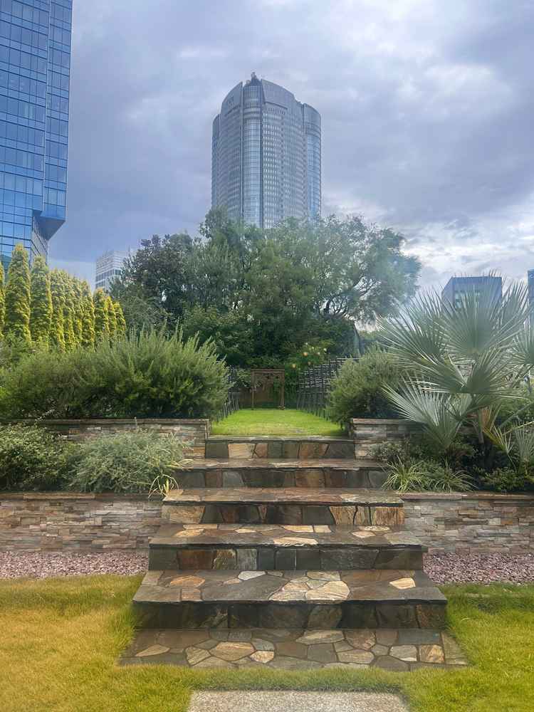 屋上のチャペル