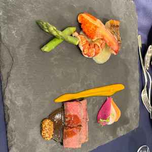 食事のワンプレートです。お肉が柔らかくてとても美味しかったです。