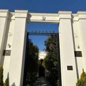 式場入口。プライベートな通路があるのが他の式場との違いで自分たちに合った演出ができます。