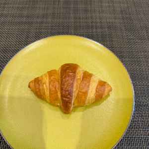 ララシャンスKOBEのオリジナルのクロワッサン。バターの香りが凄く広がりとてもおいしかったです。