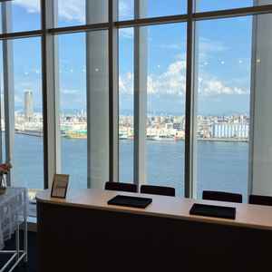 受付場所からでも大阪港を眺めることができ素敵でした