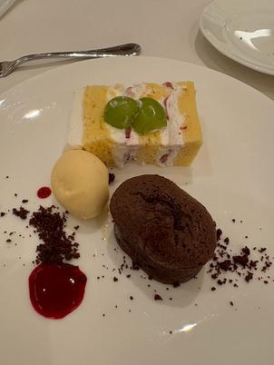 デザート：ウエディングケーキ